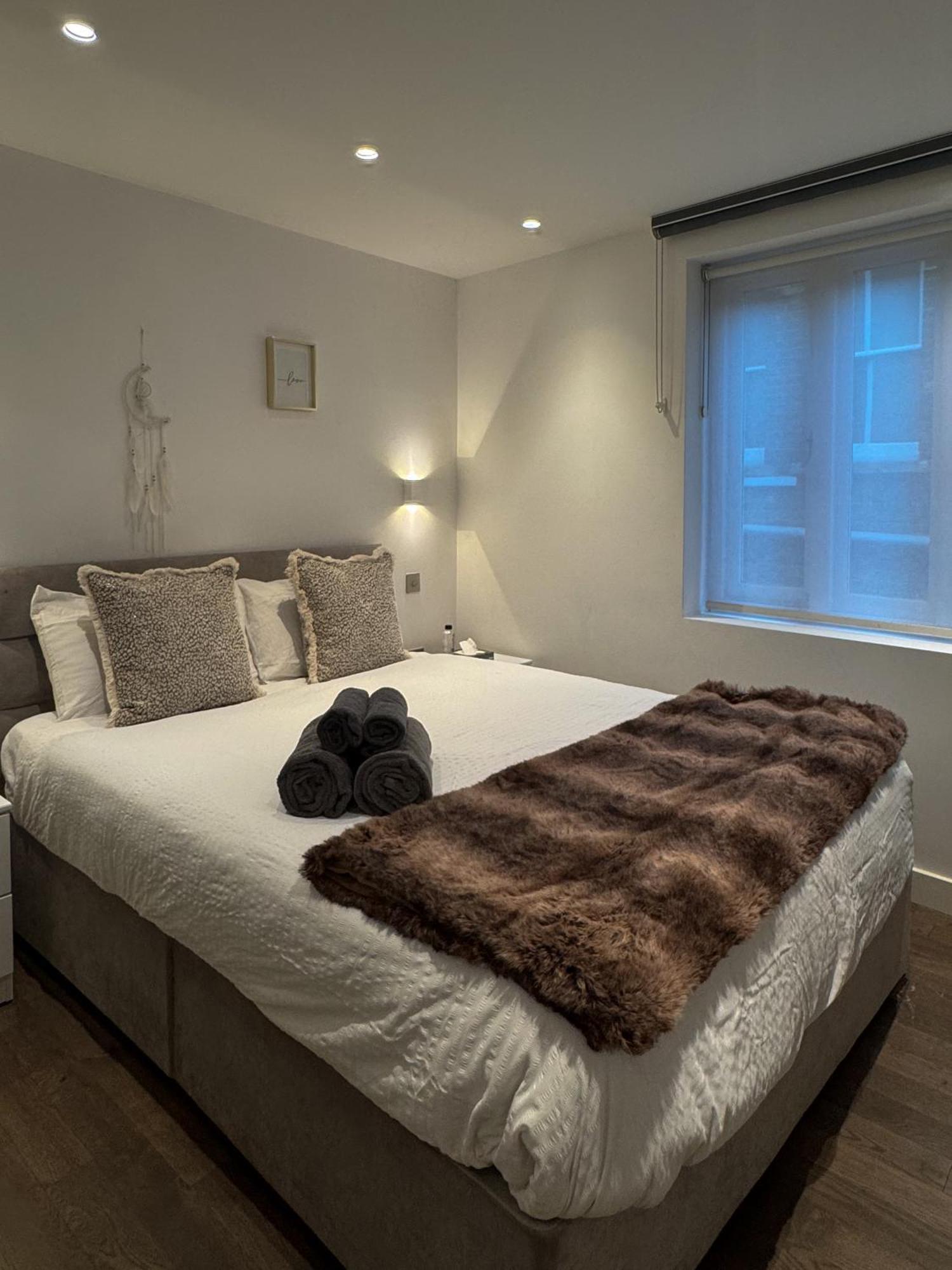 Mayfair 2 Beds Flat Near Bond Street, Opposite Selfridges On Oxford Street 伦敦 外观 照片