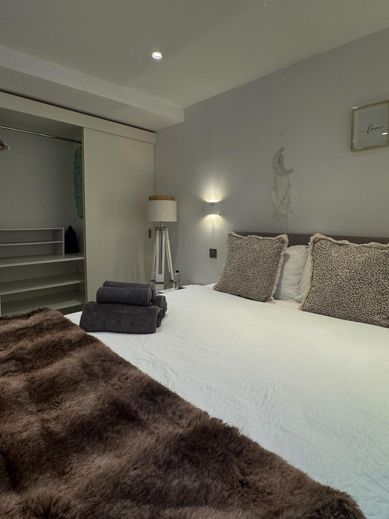 Mayfair 2 Beds Flat Near Bond Street, Opposite Selfridges On Oxford Street 伦敦 外观 照片